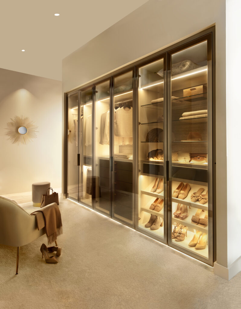 Reflex luxury wardrobe